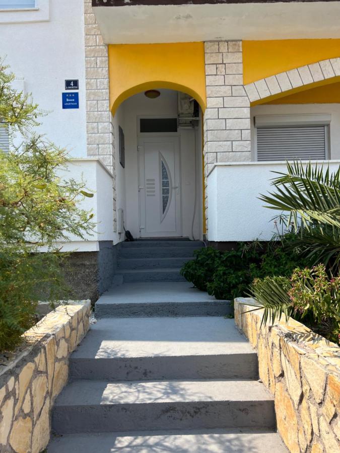 Apartment Vujcic Donji Okrug  Exterior foto